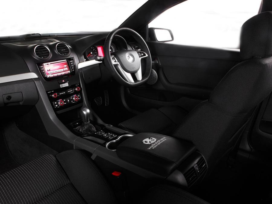  Holden Commodore SS by Walkinshaw Performance 2010 года  (фото 2 из 9)